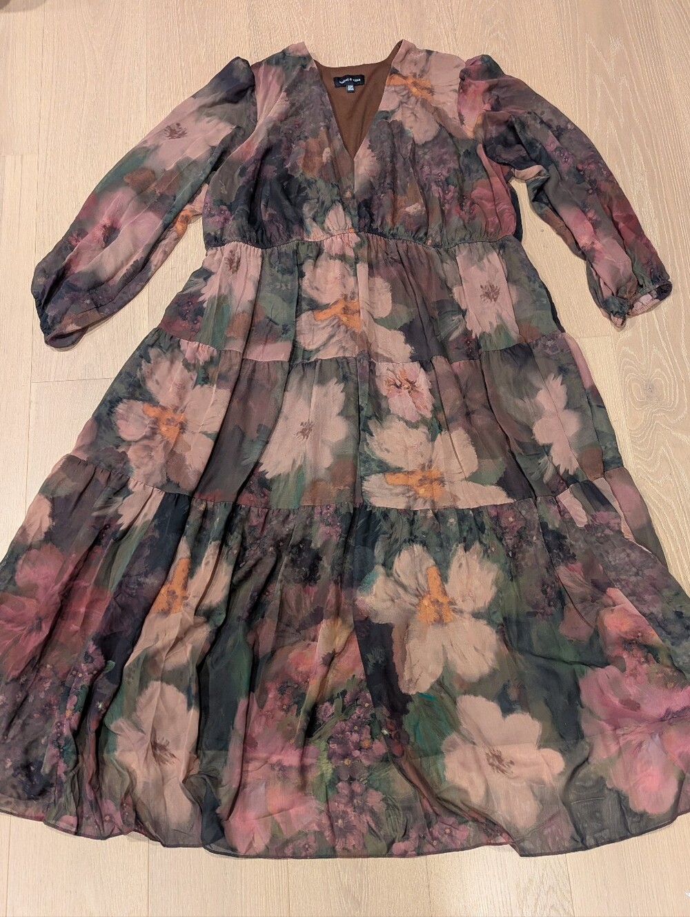 Floral Tiered V-Neck Long Sleeve Dress